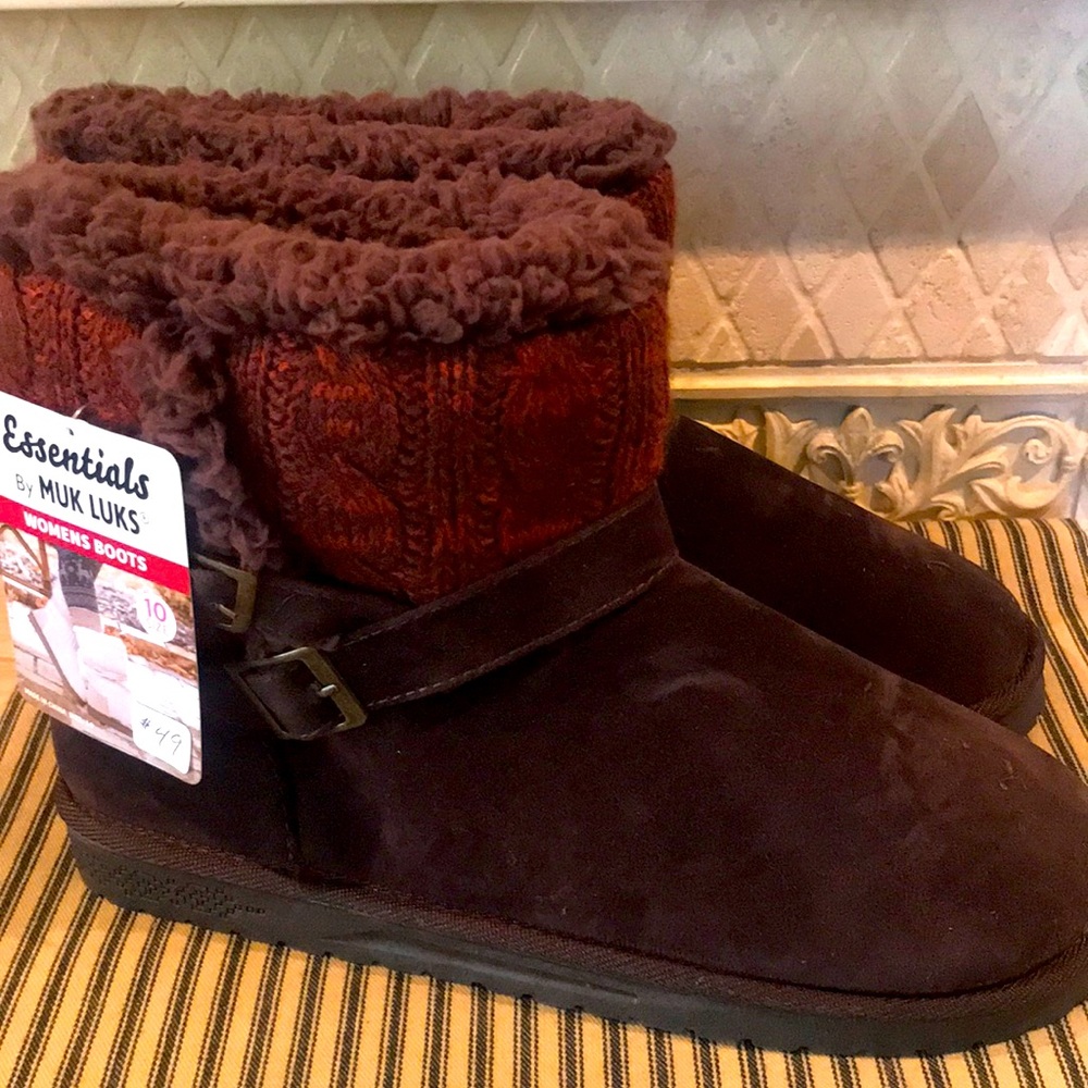 NWT Muk Luks Brown/Spice Boots with Sweater Cuff